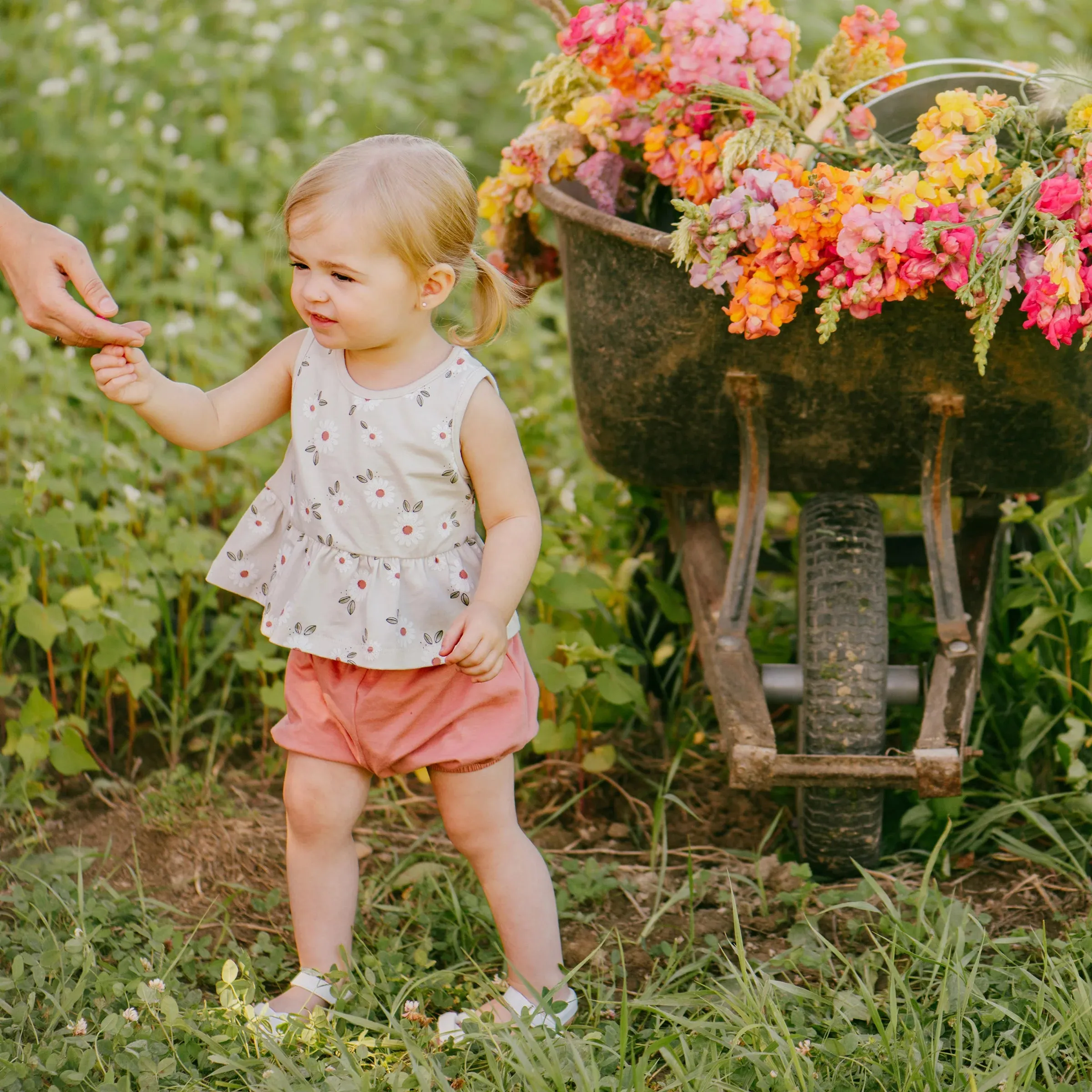 Daisy Print on Crème Peplum Shorts Set | Petit Lem