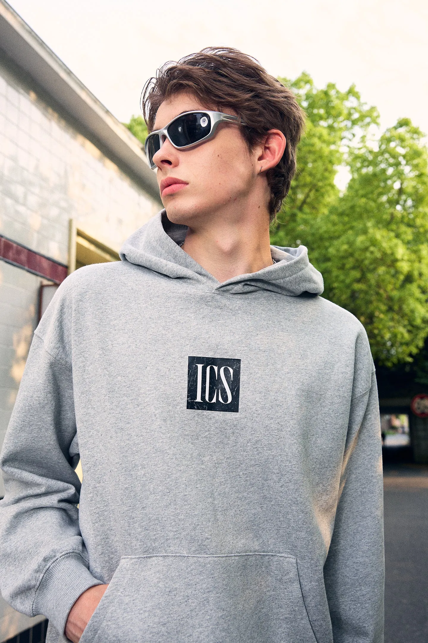 ICS Simple Contrast Color Letter Logo Hoodie