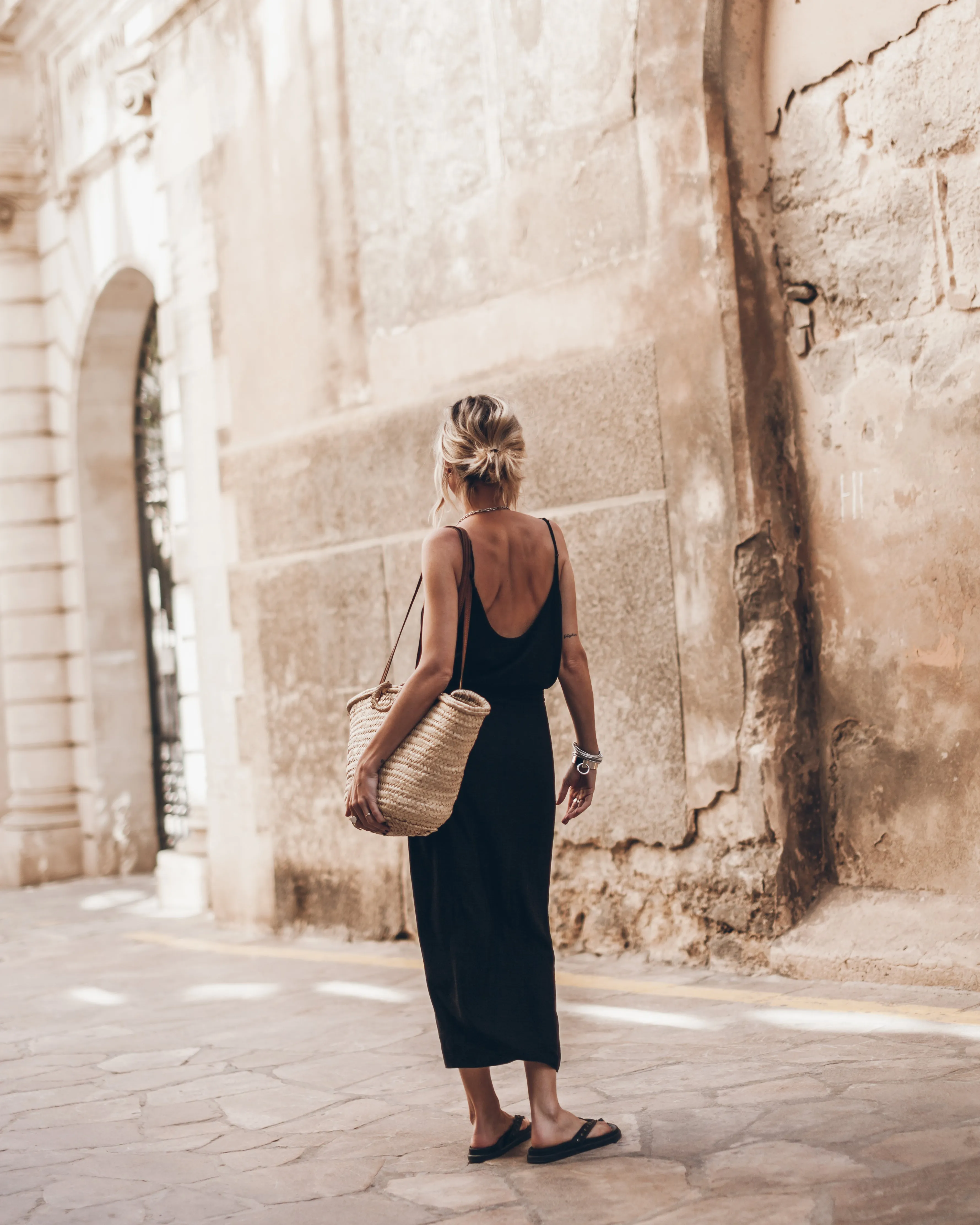 The Black Long Knotted Dress